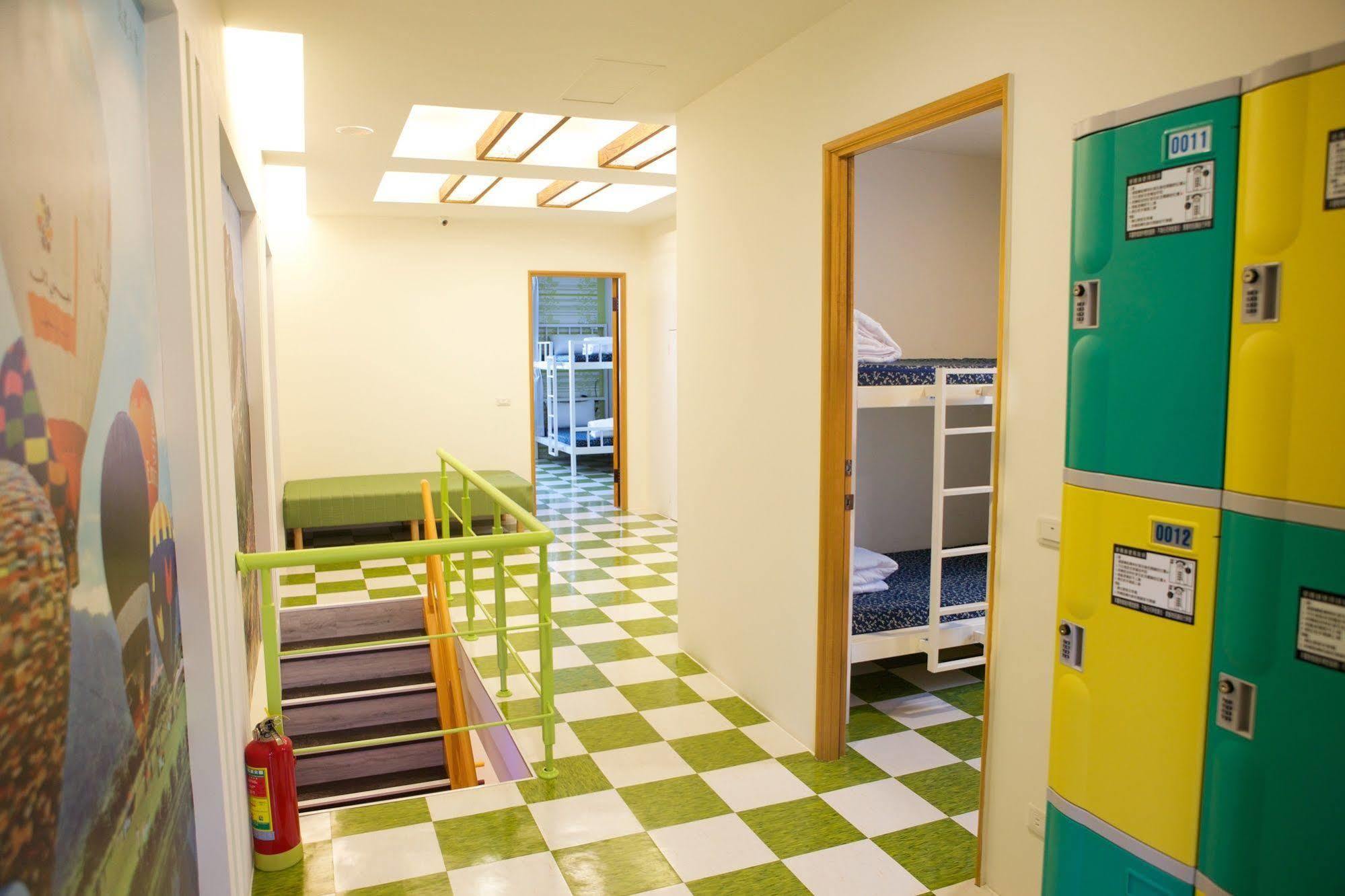 Happy Island Hostel Цзянь Экстерьер фото
